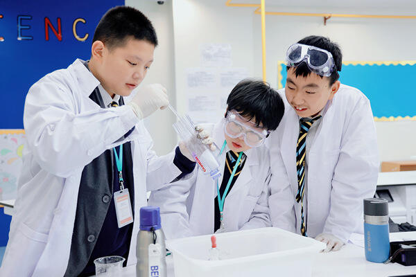 Grade 6 - 科学课,南通惠立学校